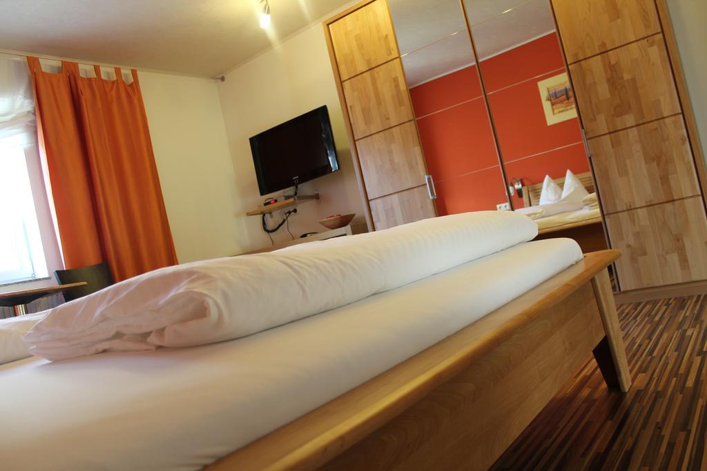 Hueber Der Wirt Hotel Sankt Georgen an der Leys Стая снимка
